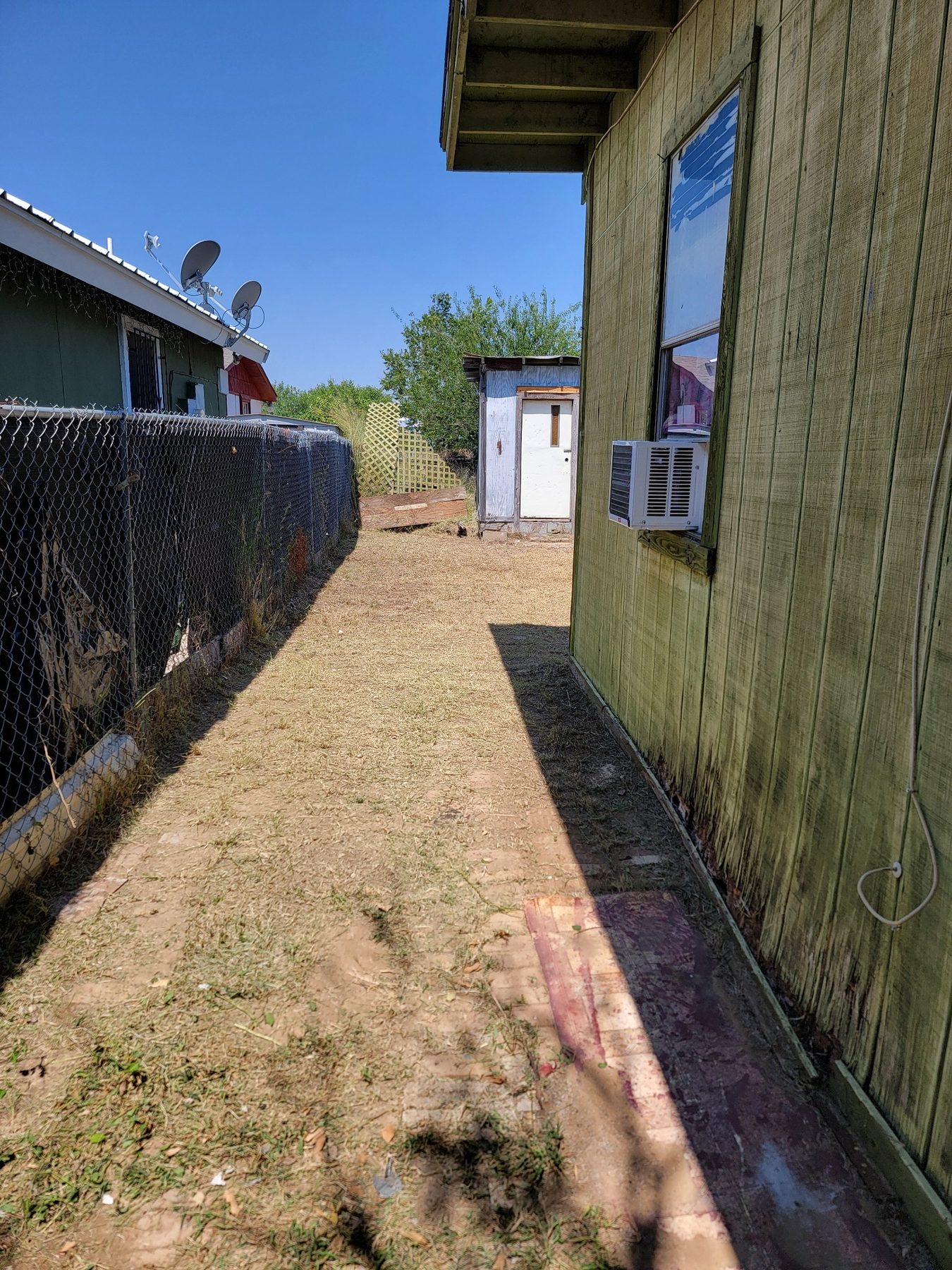 AFTER – lawn and landscape yard cleanup